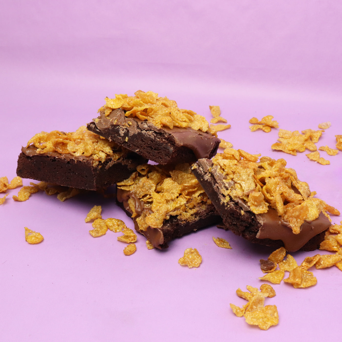 Chocolate brownies with cornflakes