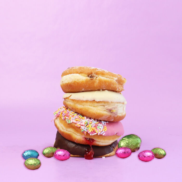 Donut dessert box ideal for Easter gifts