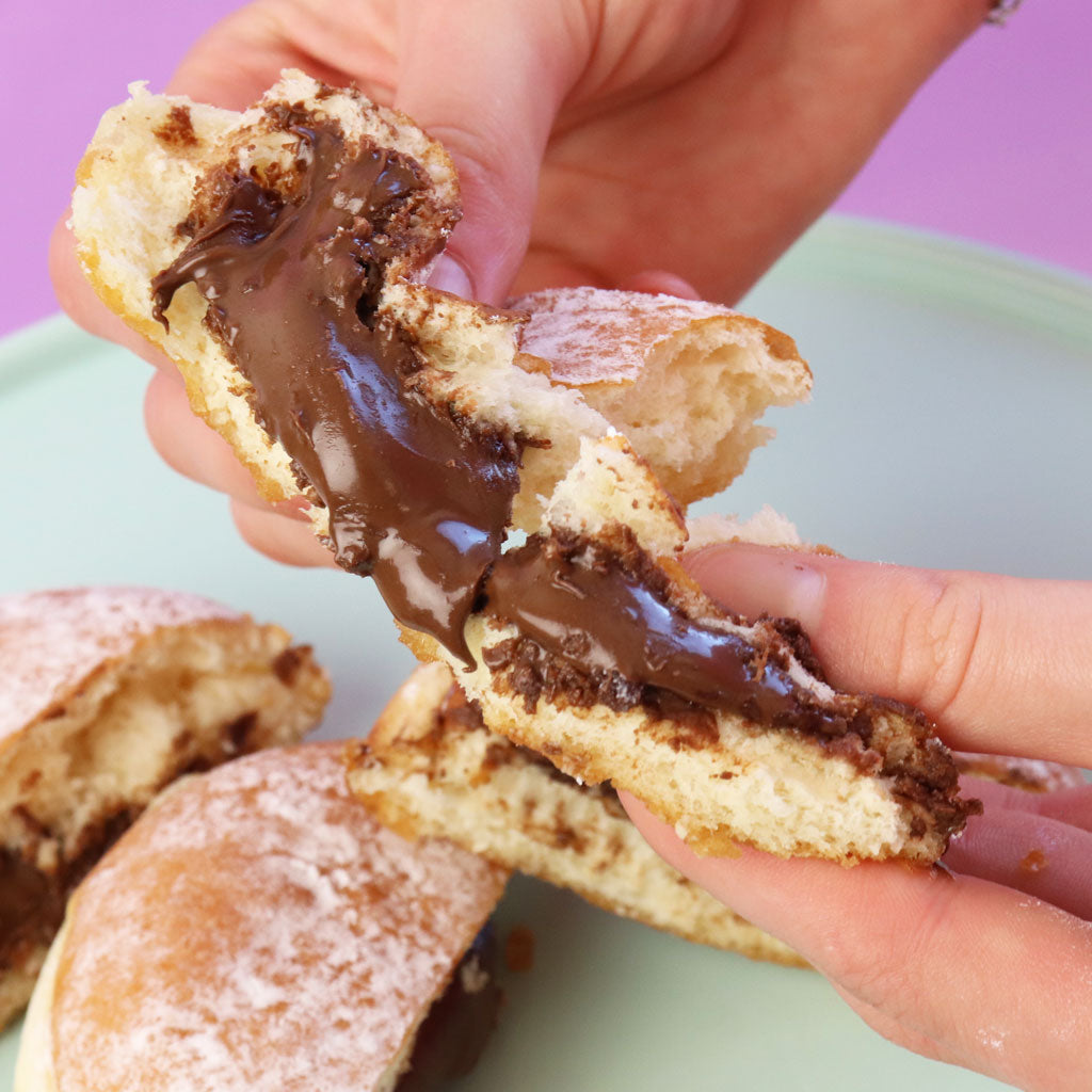 4 Nutella Donuts